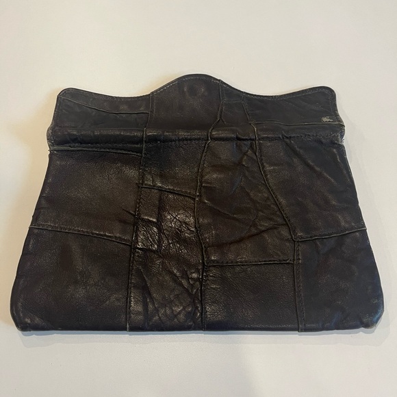 Vintage Leather Clutch - Picture 5 of 8
